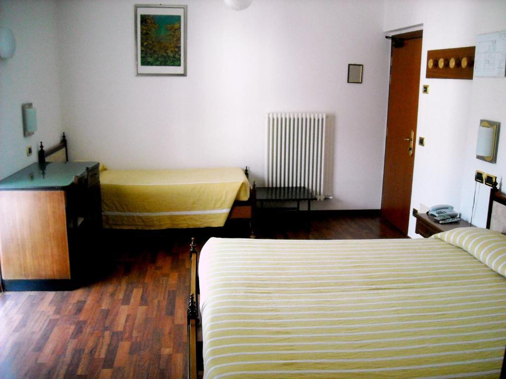 Hotel Faedo Pineta Rom bilde